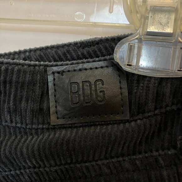 BDG Urban Outfitters Womens Mom Jeans Corduroy High Rise Size 27 Black Dark Gray - Picture 4 of 8